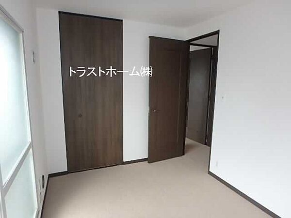 洋室5.6帖
