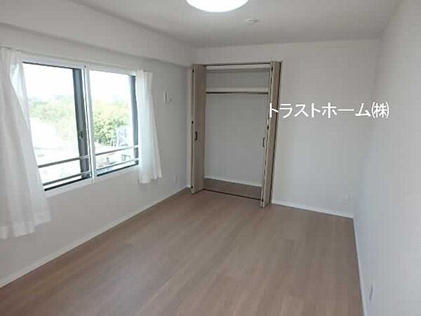 洋室6.0帖