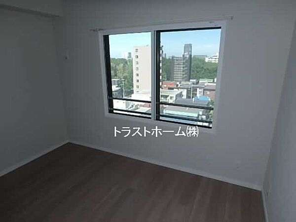 洋室5.7帖