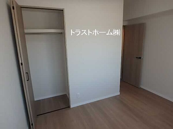 洋室5.7帖