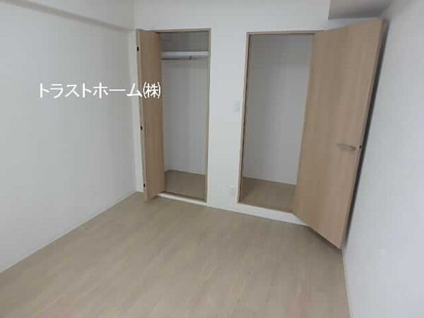 洋室5.9帖