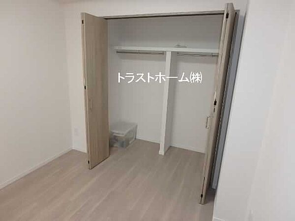 洋室を拡大表示