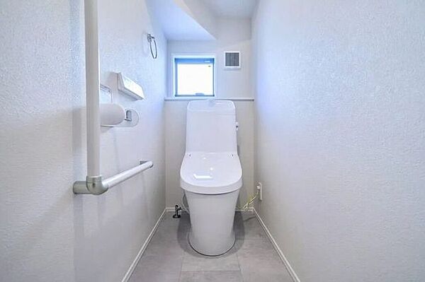 トイレを拡大表示
