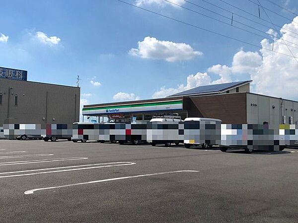 ファミリーマート一宮浅井店 910m