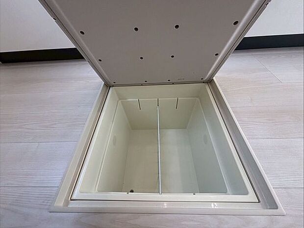 キッチン床下収納