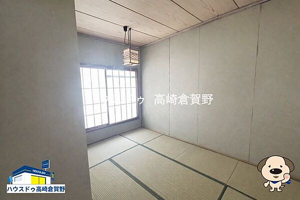 (イメージ画像)窓から自然光が入り、明るく風通しの良い和室。
