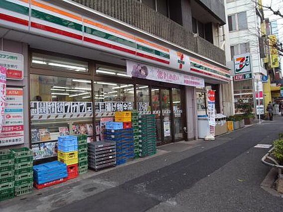 セブンイレブン...