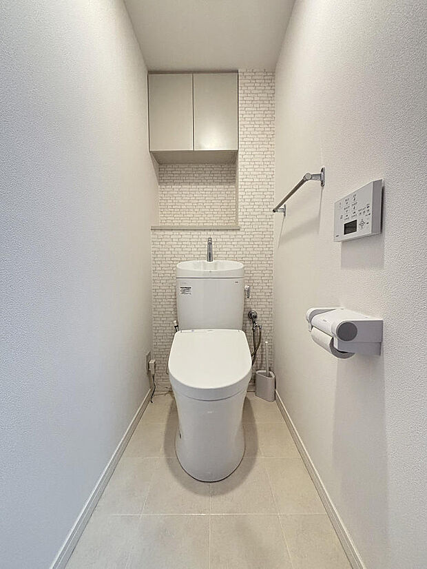 トイレは2018年1月に新規交換しています。