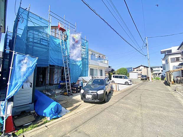 青々としたお空がとても気持ち良いですね。平塚市横内の閑静な住宅街に佇むこちらの物件を夢のマイホームにいかがでしょうか。