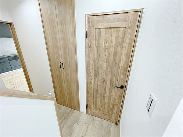 建具が洒落です。