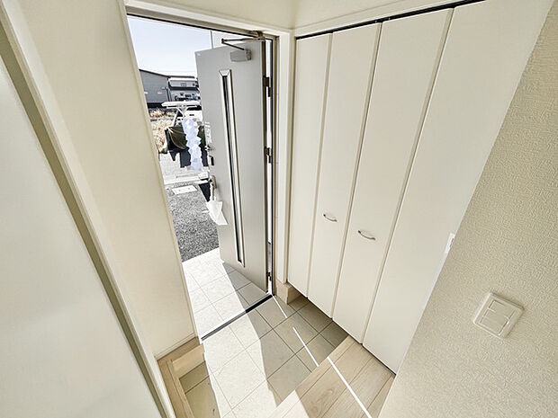 小脳豊富な玄関です。