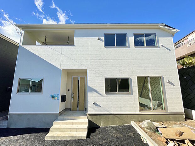 【即日予約可】敷地44坪超×駐車並列2台×小学校徒歩7分☆住環境良好低層エリア 