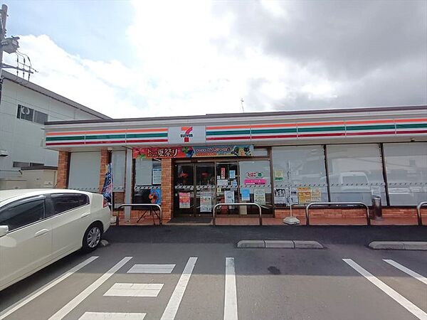 セブン-イレブン 秦野堀西店（840m）