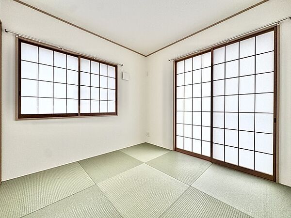 お子様の成長や家族構成の変化にも柔軟に対応でき、長く快適に住み続けられる住まいです。