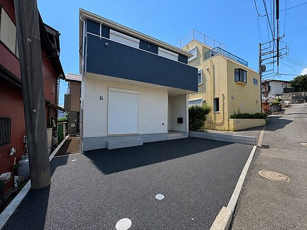 こちらの住宅を夢のマイホームにいかがでしょうか。きっとお写真では伝わらない良さがお分かりいただけます。