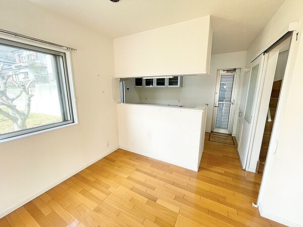 即日予約も承っておりますので少しでも気になる方はお気軽にお問い合わせください。