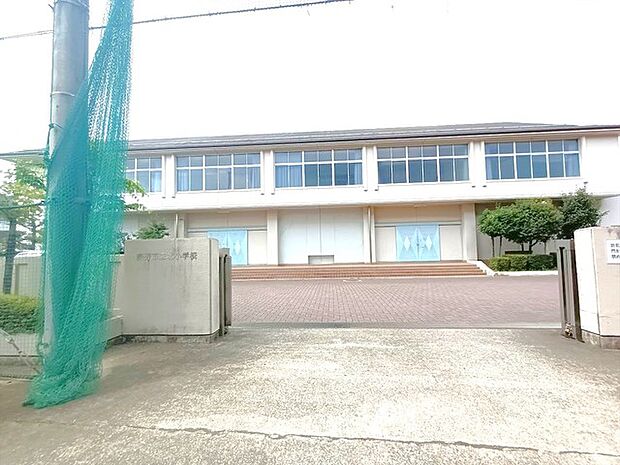 秦野市立 北小学校（1970m）
