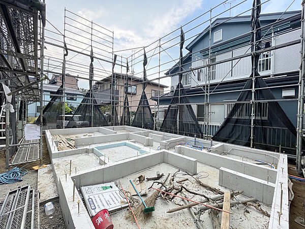 耐震　＋　制振の家【地震の揺れを吸収する家】 「制振装置により、地震の揺れを抑え、耐震性能を維持！」