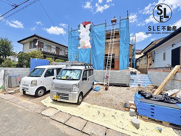 【即日予約可】41坪以上の広々お庭付き敷地×都市ガスで普通車並列2台駐車可能