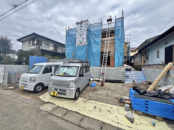 これから基礎工事が進み、少しずつ“わが家”の形が見えてくるワクワクの現地。完成後の暮らしを想像しながら、陽当たりや周辺環境もチェックできます。