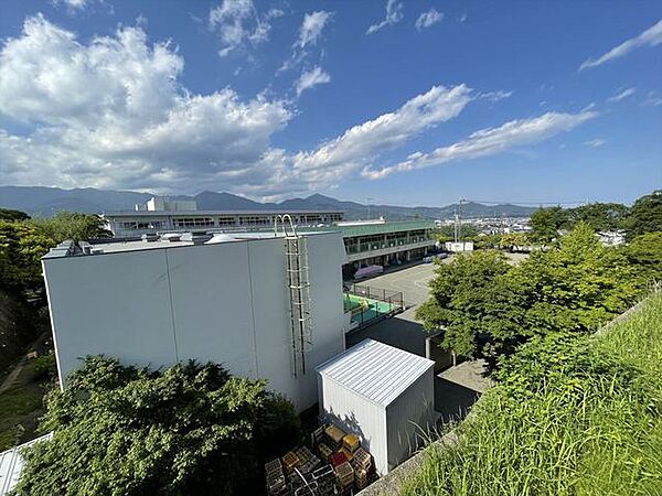 秦野市立しぶさわこども園（840m）