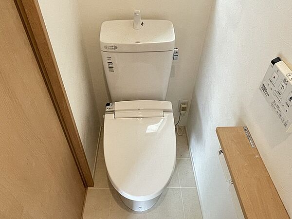 ウォシュレット付きトイレです。