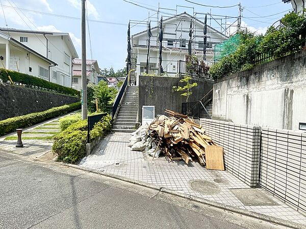 現在、リフォーム工事中。