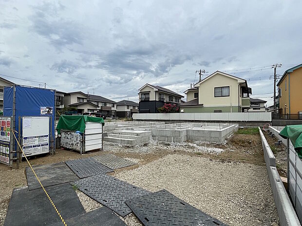 トイレは上下階共にシャワー付き◎