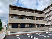 中央前橋駅より徒歩16分 新築 3階建の賃貸物件