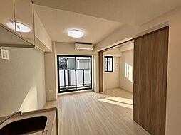 JR総武線 亀戸駅 徒歩7分の賃貸マンション 8階1DKのリビング/ダイニング