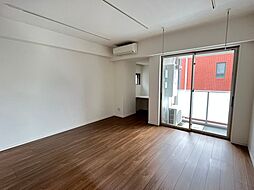 東京メトロ銀座線 表参道駅 徒歩6分の賃貸マンション 4階1Kのリビング/ダイニング