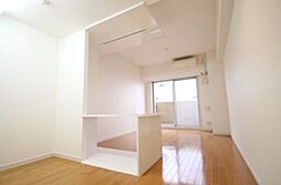 東京メトロ東西線 飯田橋駅 徒歩10分の賃貸マンション 1階ワンルームのリビング/ダイニング