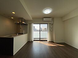 東京メトロ丸ノ内線 本郷三丁目駅 徒歩5分の賃貸マンション 11階2LDKのリビング/ダイニング