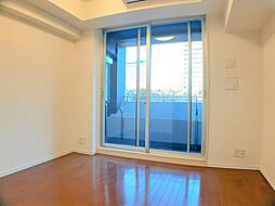 東京メトロ有楽町線 市ケ谷駅 徒歩5分の賃貸マンション 6階1Kのリビング/ダイニング