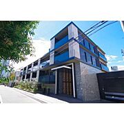 表参道駅より徒歩4分 地下2階 築8年4ヶ月の賃貸物件