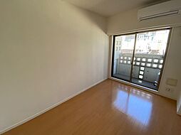 東京メトロ有楽町線 江戸川橋駅 徒歩5分の賃貸マンション 3階1Kのリビング/ダイニング