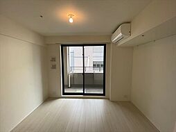 東京メトロ丸ノ内線 御茶ノ水駅 徒歩7分の賃貸マンション 10階ワンルームのリビング/ダイニング