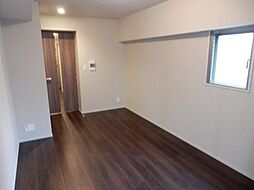 JR総武本線 新日本橋駅 徒歩3分の賃貸マンション 8階1Kのリビング/ダイニング