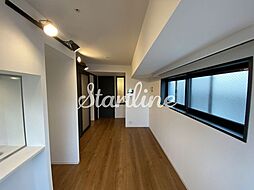 東京メトロ丸ノ内線 四谷三丁目駅 徒歩6分の賃貸マンション 10階1LDKのリビング/ダイニング