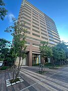 西巣鴨駅より徒歩5分 築11年10ヶ月 17階建の賃貸物件