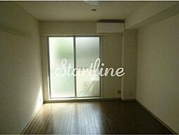 東京メトロ千代田線 赤坂駅 徒歩11分の賃貸マンション 1階ワンルームのリビング/ダイニング