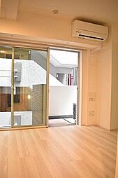 東京メトロ日比谷線 六本木駅 徒歩8分の賃貸マンション 2階1Kのリビング/ダイニング