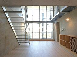 東京メトロ日比谷線 恵比寿駅 徒歩2分の賃貸マンション 2階1LDKのリビング/ダイニング