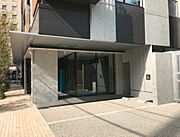 春日駅より徒歩1分 築7年1ヶ月 13階建の賃貸物件