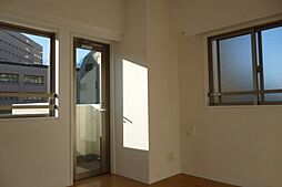 東京メトロ有楽町線 新富町駅 徒歩5分の賃貸マンション 4階1Kのリビング/ダイニング