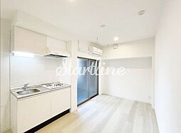 小田急小田原線 南新宿駅 徒歩6分の賃貸マンション 7階ワンルームのリビング/ダイニング