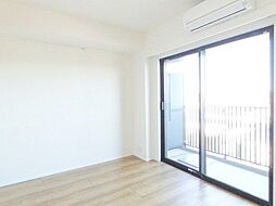 京王線 初台駅 徒歩7分の賃貸マンション 1階1Kのリビング/ダイニング