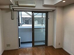 都営新宿線 小川町駅 徒歩5分の賃貸マンション 6階1Kのリビング/ダイニング