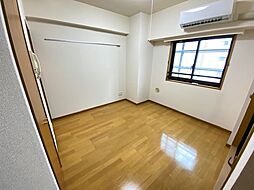 都営浅草線 宝町駅 徒歩2分の賃貸マンション 4階ワンルームのリビング/ダイニング