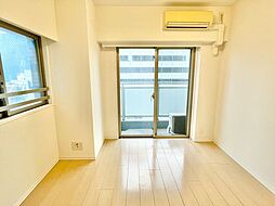 JR山手線 浜松町駅 徒歩1分の賃貸マンション 2階1Kのリビング/ダイニング